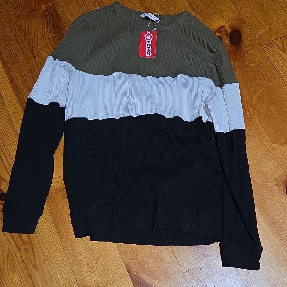 PatPat Men's Olive, White, and Black Long Sleeve Tee. XL